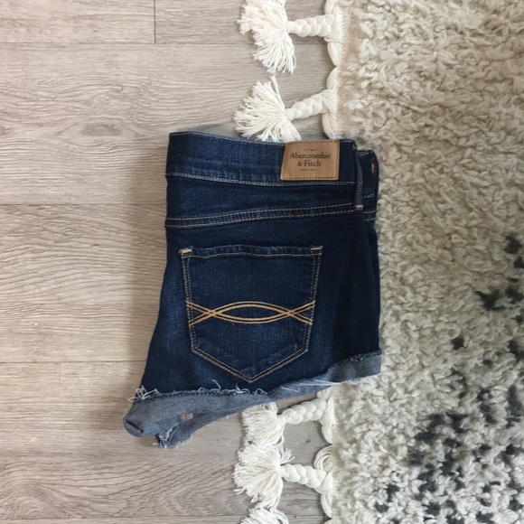 Abercrombie & Fitch Pants - Abercrombie & Fitch Shorts